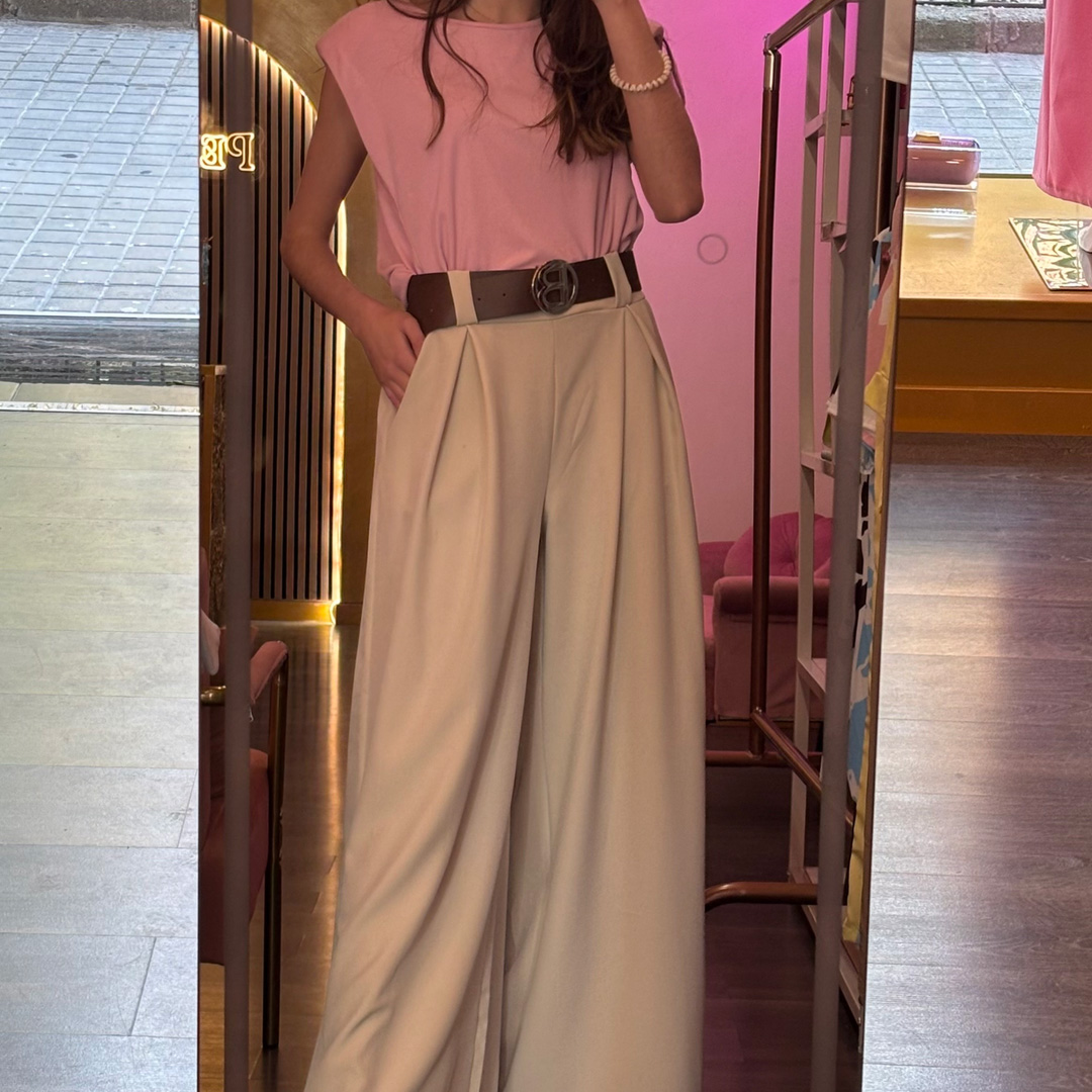 pantalón de tela estilo palazzo